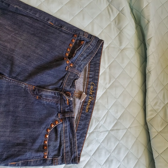 Designer  Denim - Picture 4 of 4